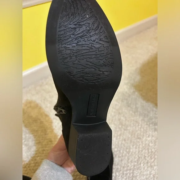 ‼️NWOT‼️union bay suede ankle booties - Picture 2 of 5